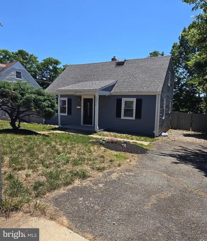 2306 Fort Dr