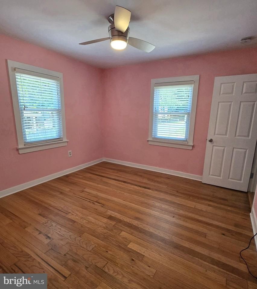 2306 Fort Dr - Photo 5 of 19