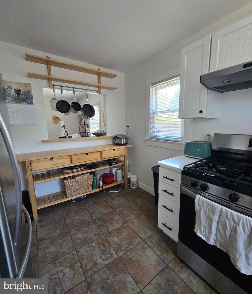 2306 Fort Dr - Photo 7 of 19