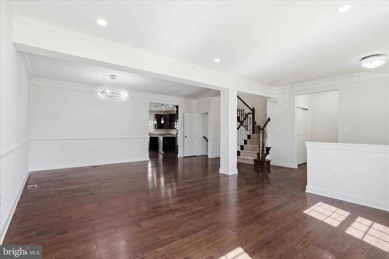 23359 Bymes Mill Ter - Photo 5 of 29