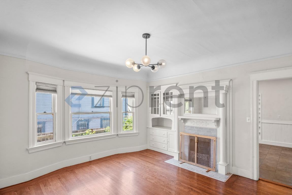 3144 Pleitner Ave - Photo 7 of 28