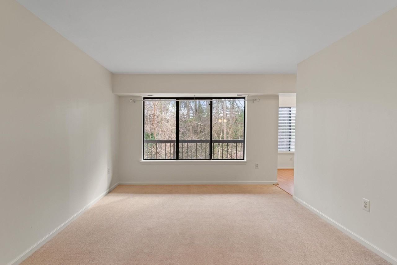 9555 Battery Heights Blvd #203 - Photo 4 of 22