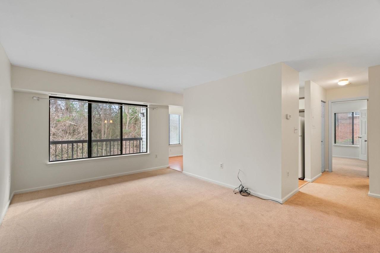 9555 Battery Heights Blvd #203 - Photo 5 of 22