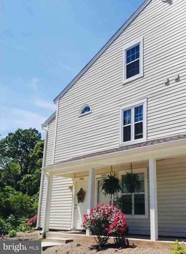 9496 Scarlet Oak Dr - Photo 3 of 3
