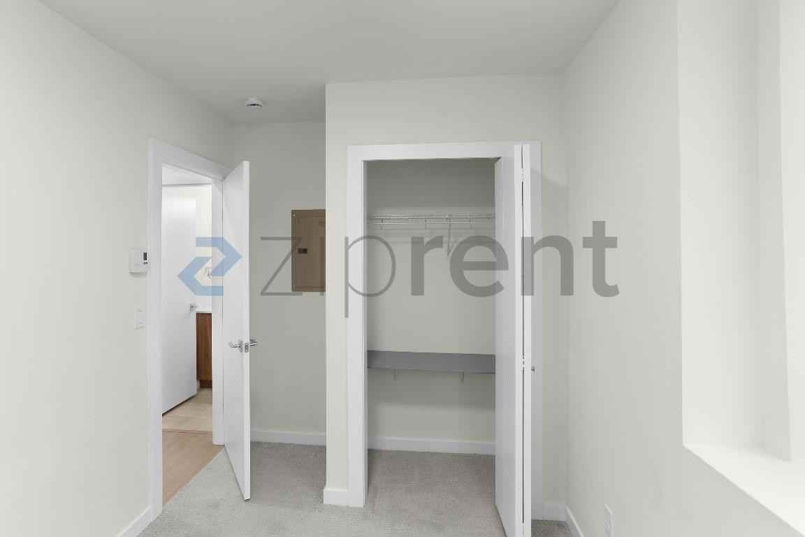3416 15th Ave W #B - Photo 7 of 15