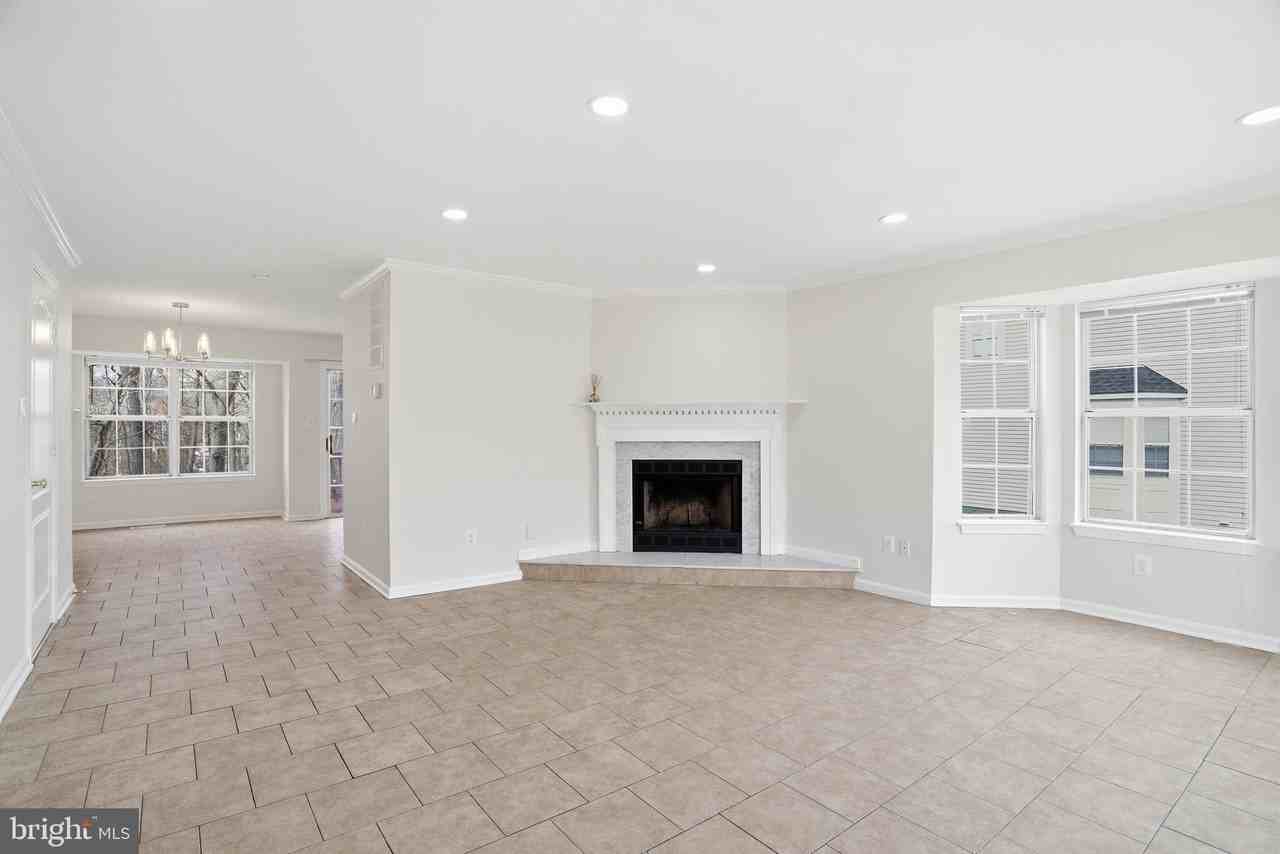2760 Brier Pond Cir - Photo 4 of 23