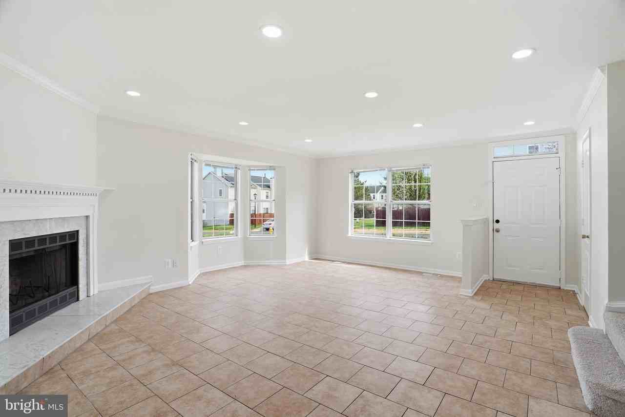 2760 Brier Pond Cir - Photo 6 of 23