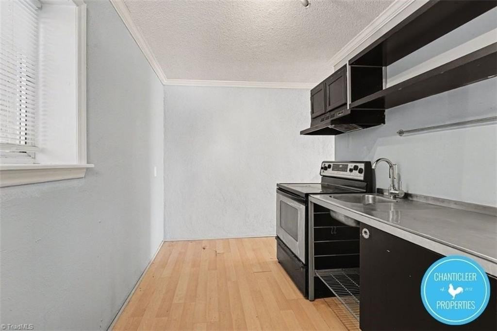 1047 W Academy St #12 - Photo 6 of 23