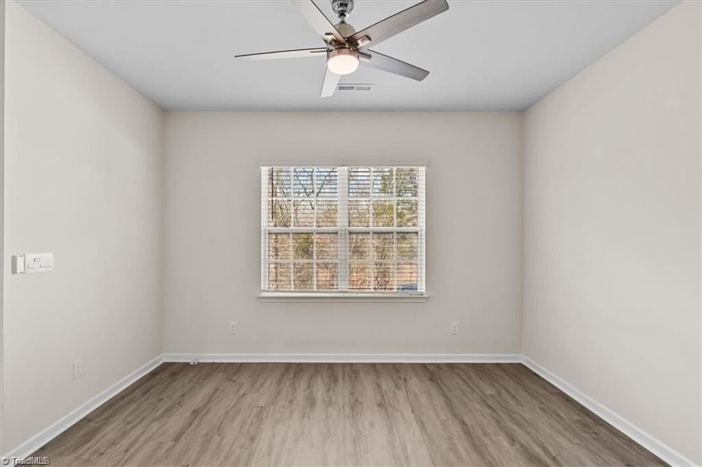 5665 Carrington Ct - Photo 5 of 14