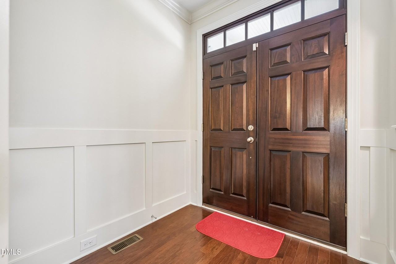 808 Laurel Garden Way - Photo 5 of 50
