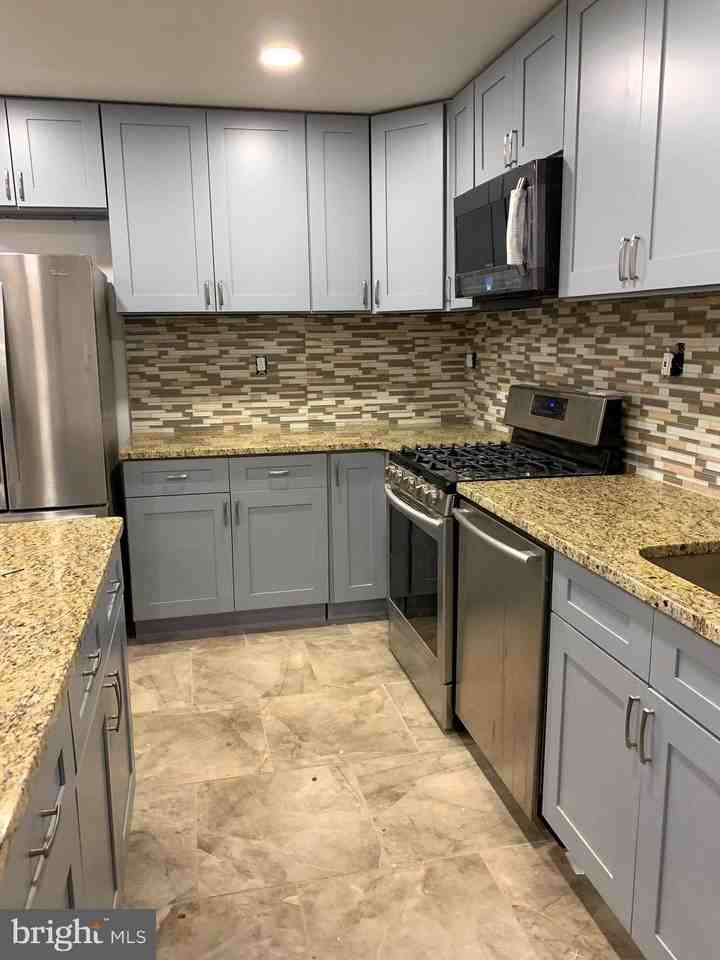12140 Rambler Rd - Photo 4 of 14