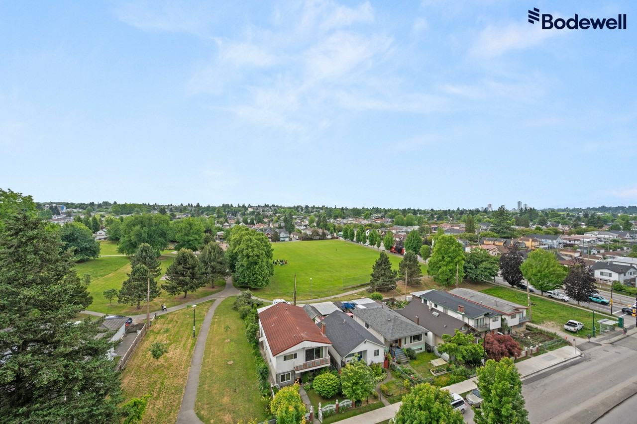 King Edward Village - Photo 3 of 16