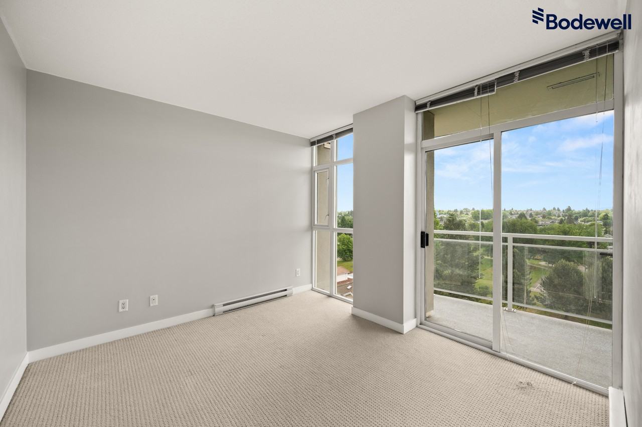 King Edward Village - Photo 7 of 16
