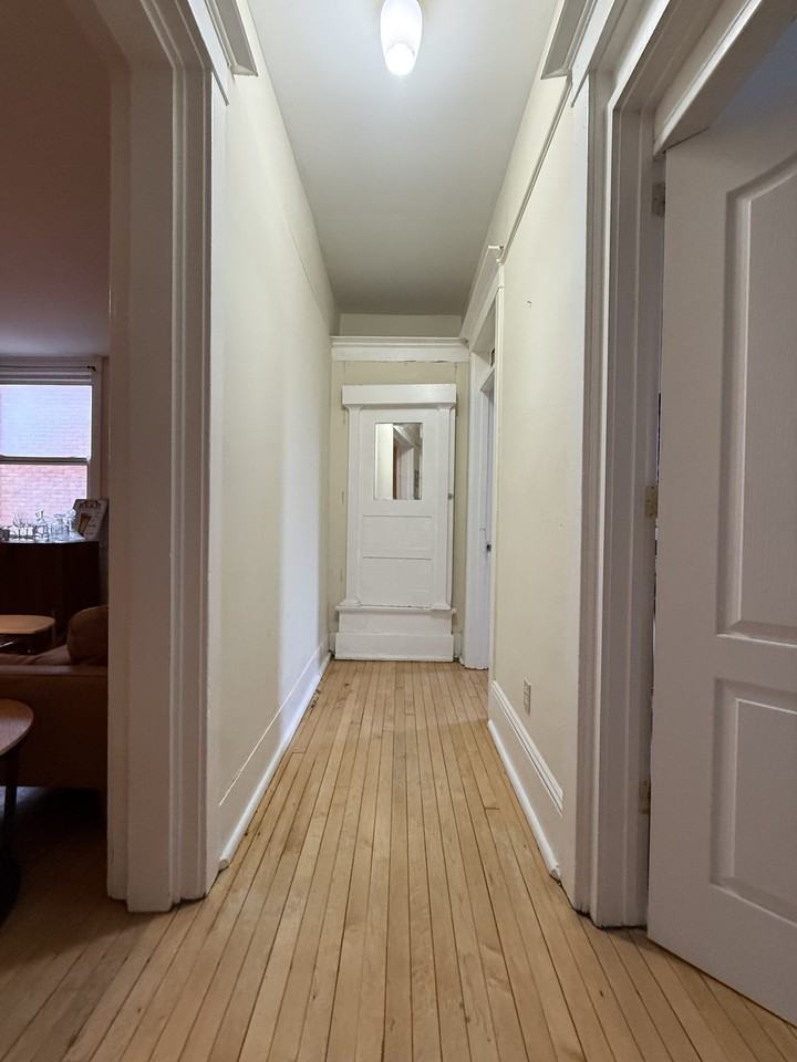 347 Elgin Street - Photo 6 of 11