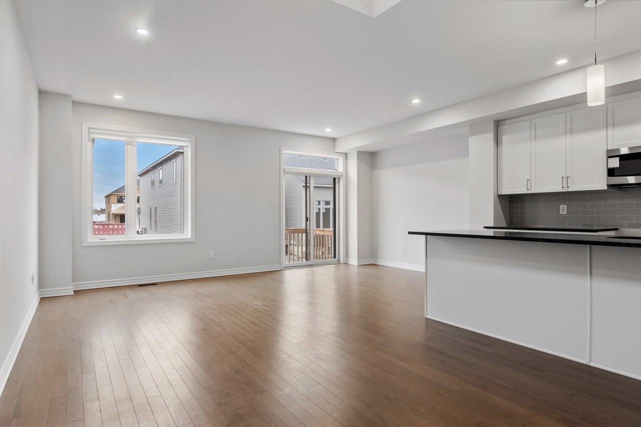 1072 Kijik Crescent - Photo 7 of 23