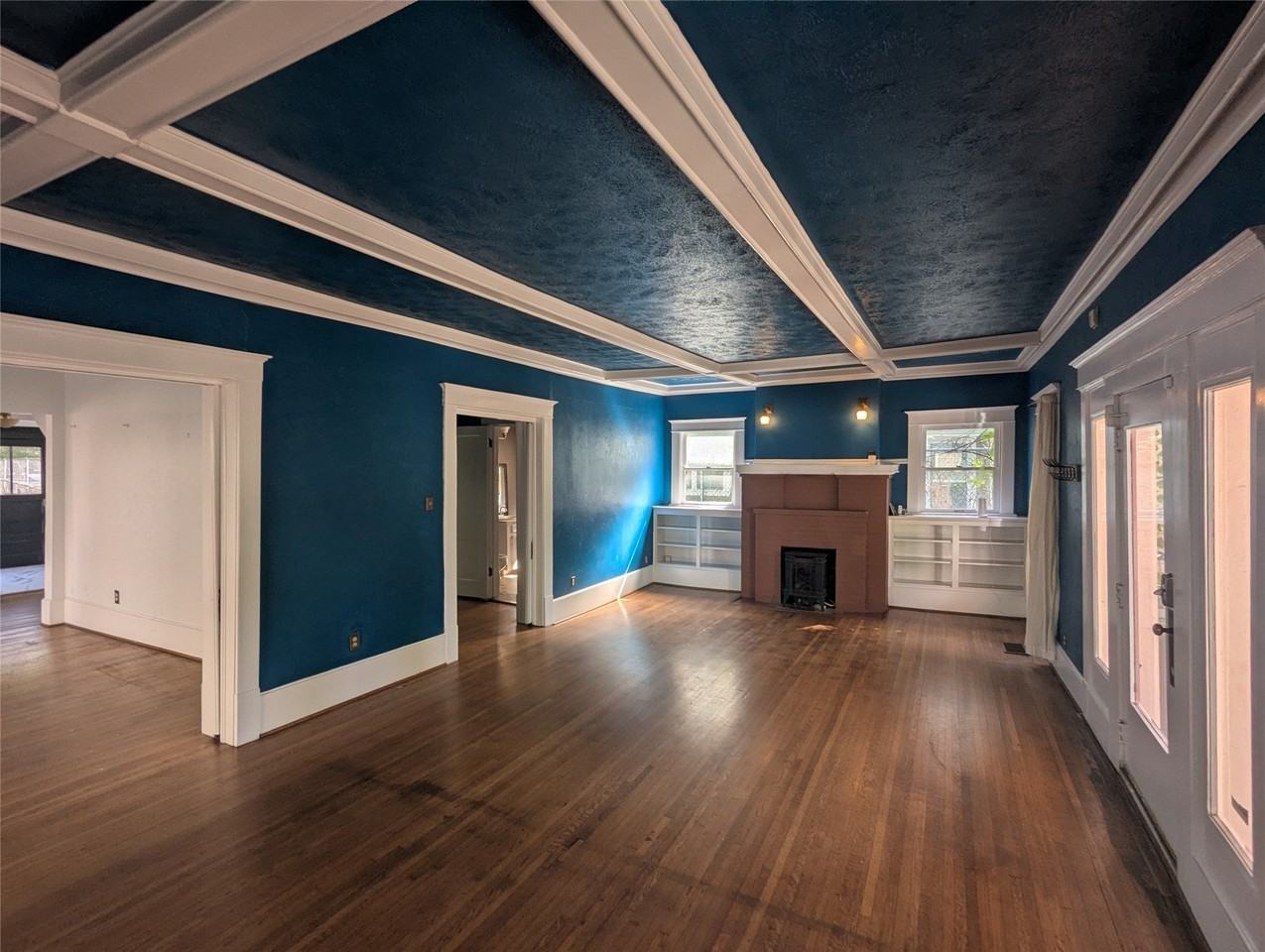 4526 Reiger Ave - Photo 7 of 27