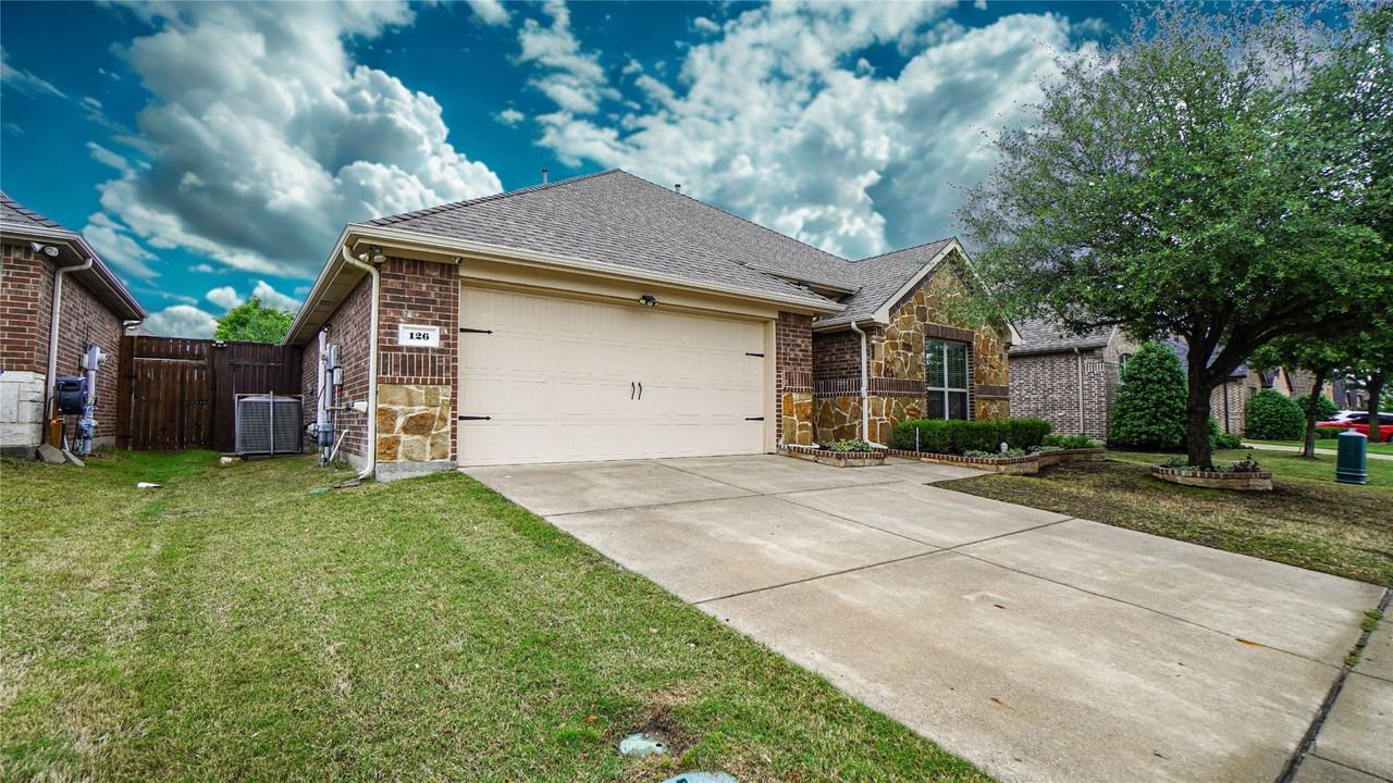 126 Wilmington Dr - Photo 3 of 29