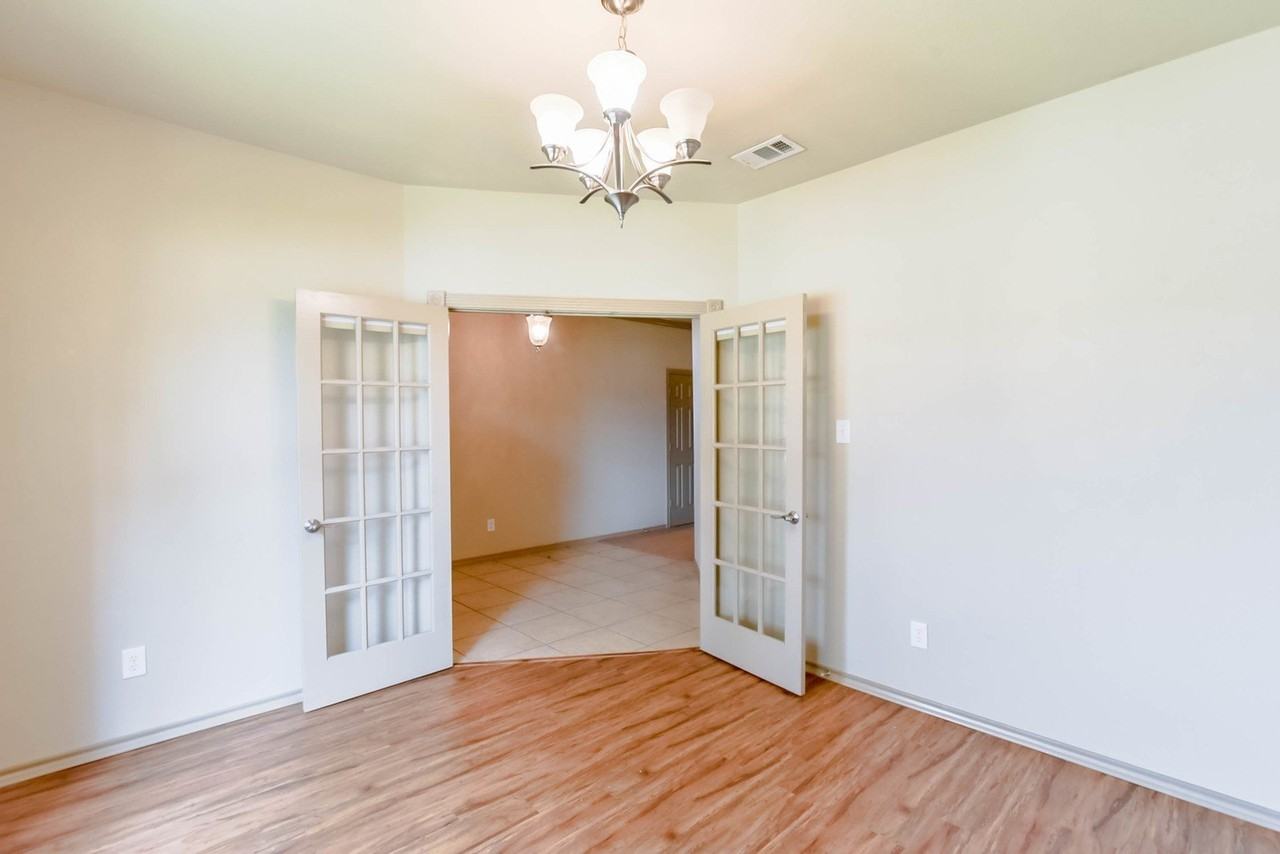 1709 Wild Deer Way - Photo 6 of 28