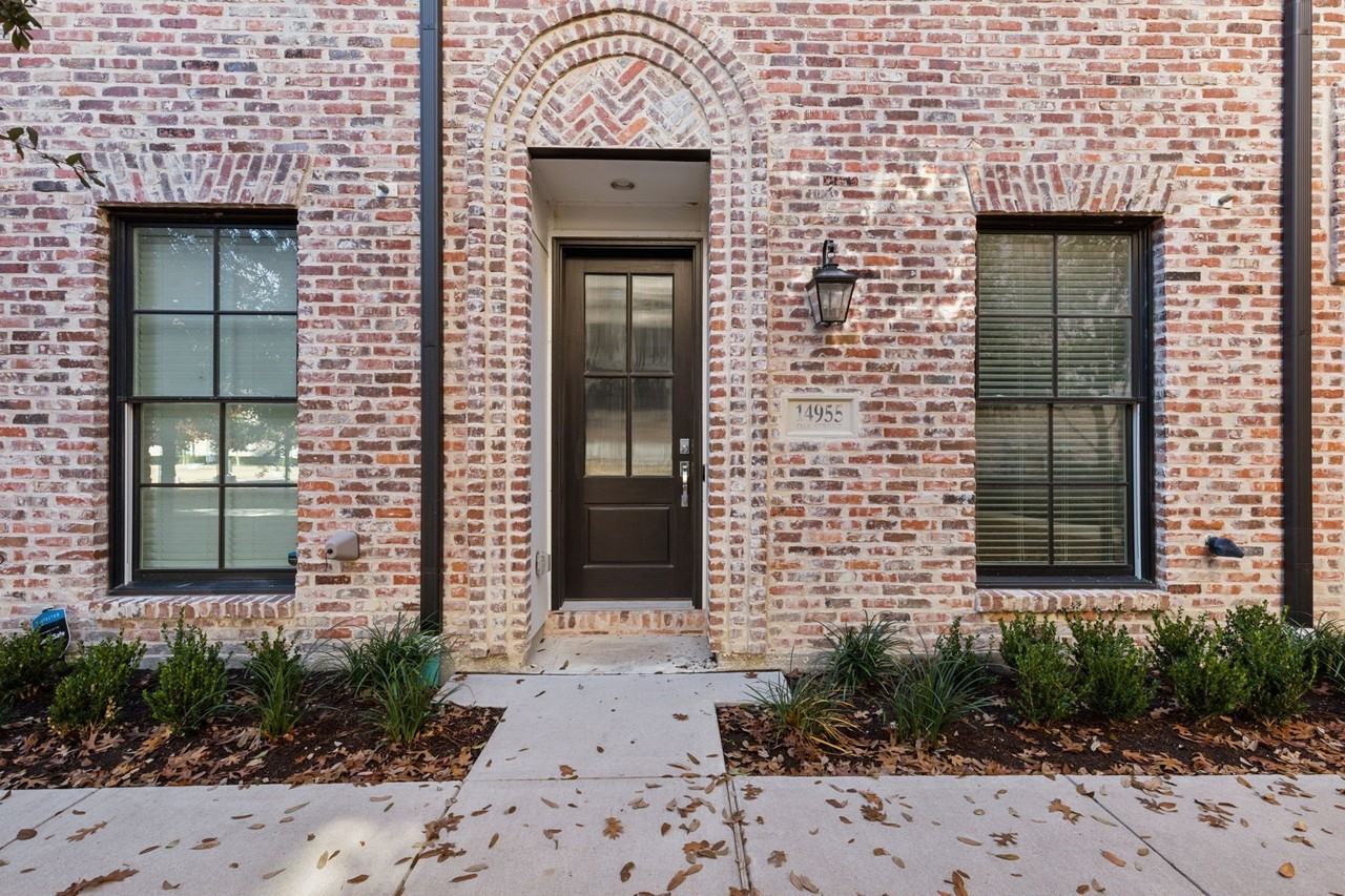 14955 Oak St - Photo 4 of 39