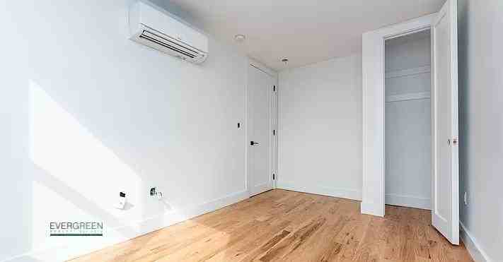 2114 Fulton Street #3b - Photo 7 of 9