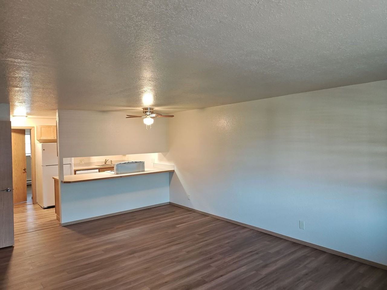 1301 N 26th St - Photo 3 of 5