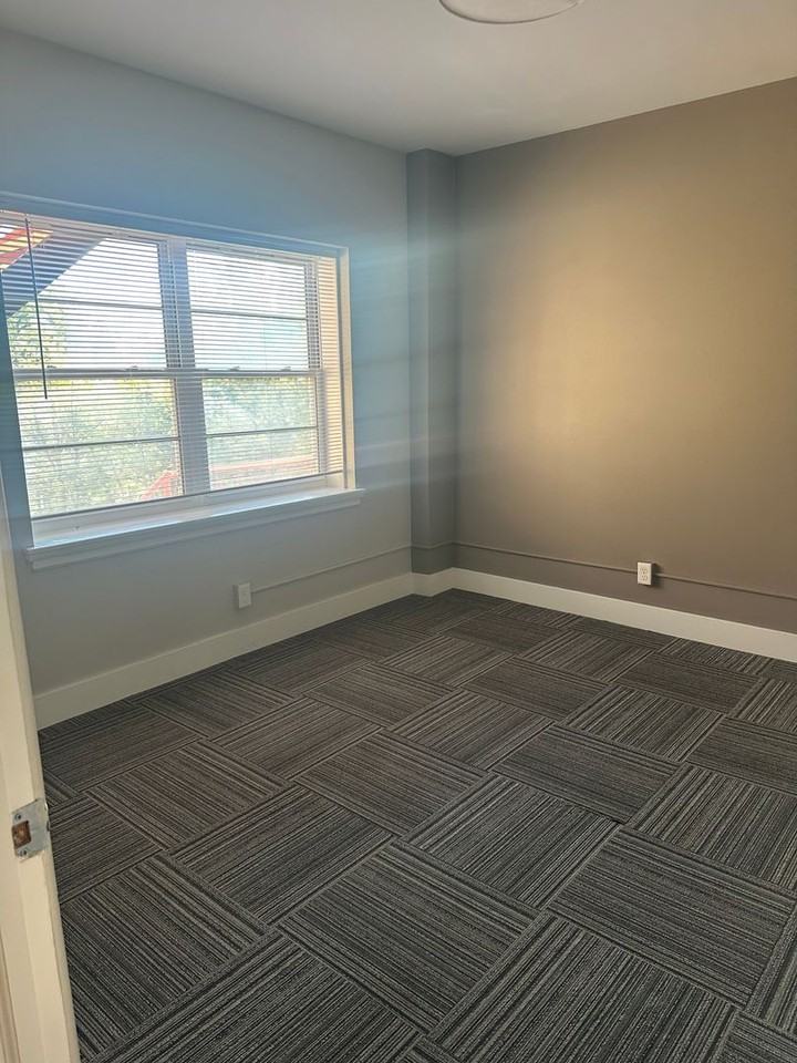 Grandview Apartments - Photo 4 of 43