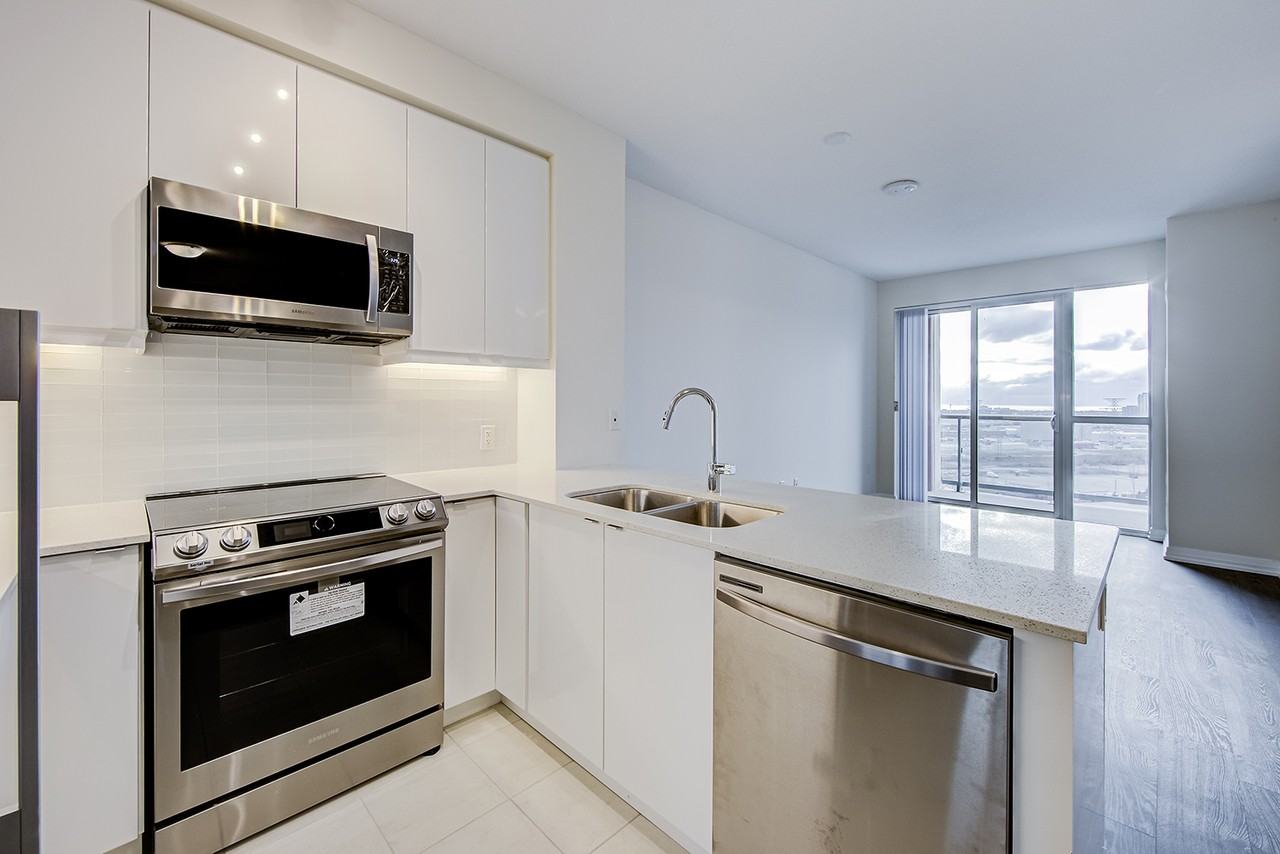 50 Residential Condominium #1103 - Photo 3 of 13
