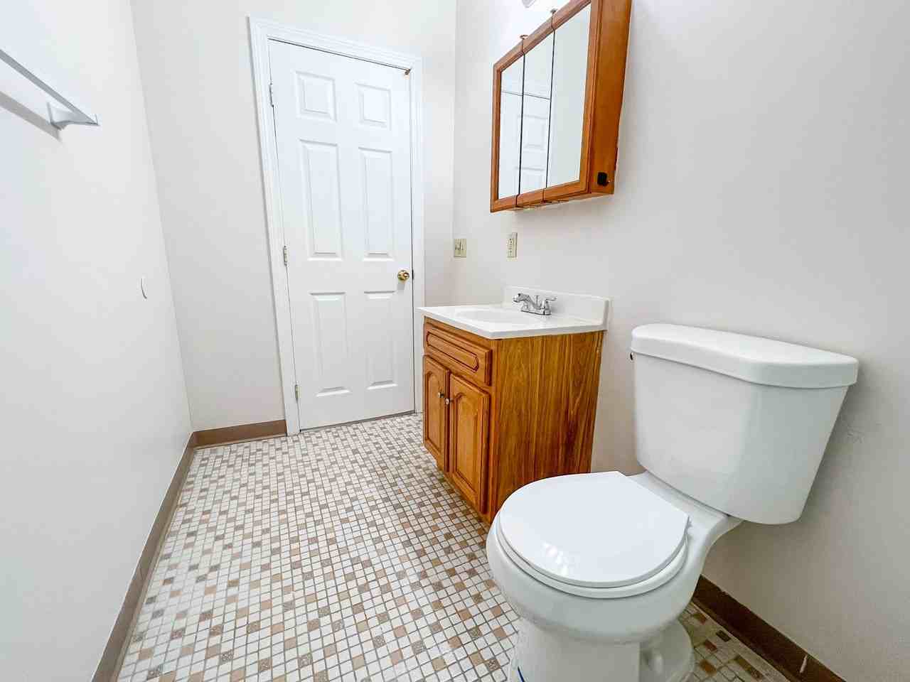 26 Congress St / Luca Investments LLC - Photo 2 of 22