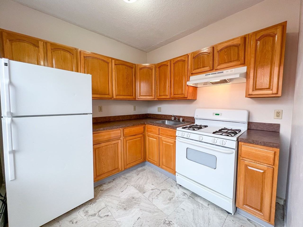 26 Congress St / Luca Investments LLC - Photo 3 of 22