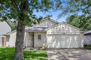 featured image of 910 Blue Jay Dr