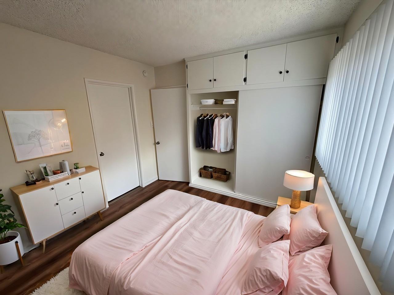 1709 Marine Avenue #1 - Photo 3 of 12