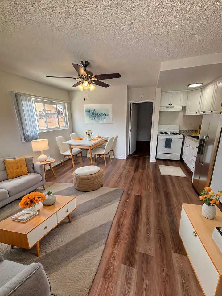1709 Marine Avenue #1