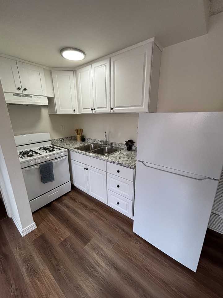 1709 Marine Avenue #1 - Photo 2 of 12