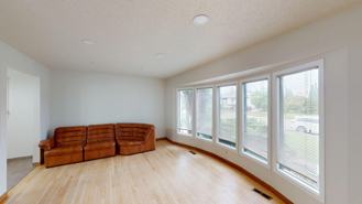 15811 114 St Nw - Photo 1 of 1