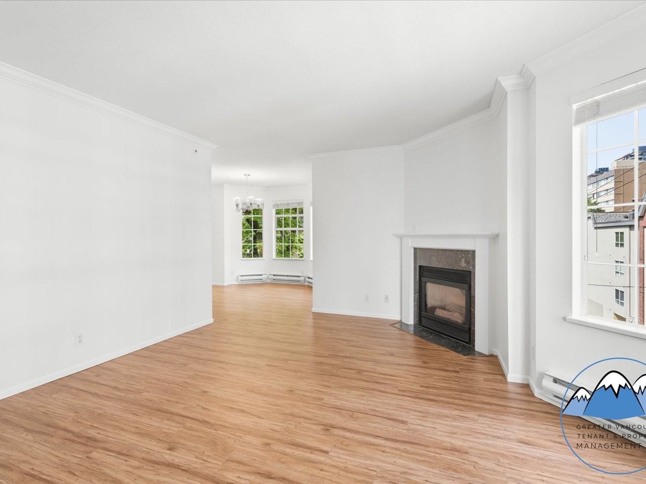 888 Bute St - Photo 4 of 29
