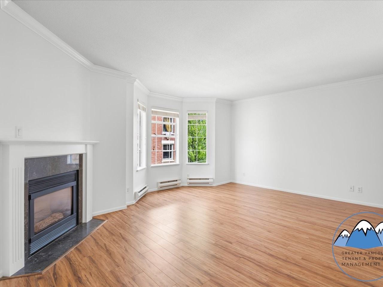 888 Bute St - Photo 5 of 29