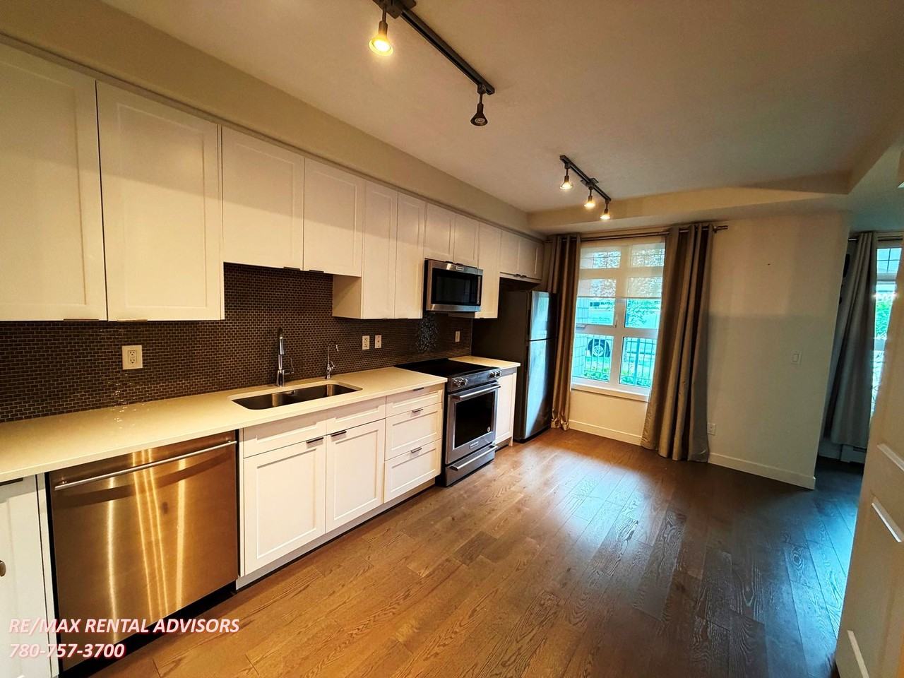 25 Auburn Meadows Ave Se - Photo 4 of 10