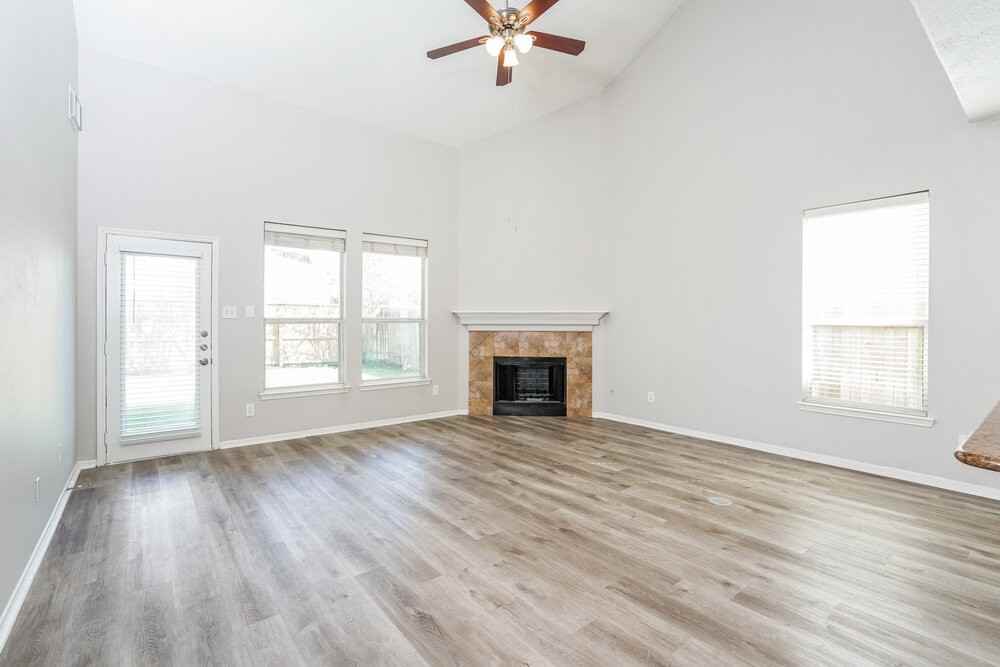 6206 Lovage Ave - Photo 5 of 17