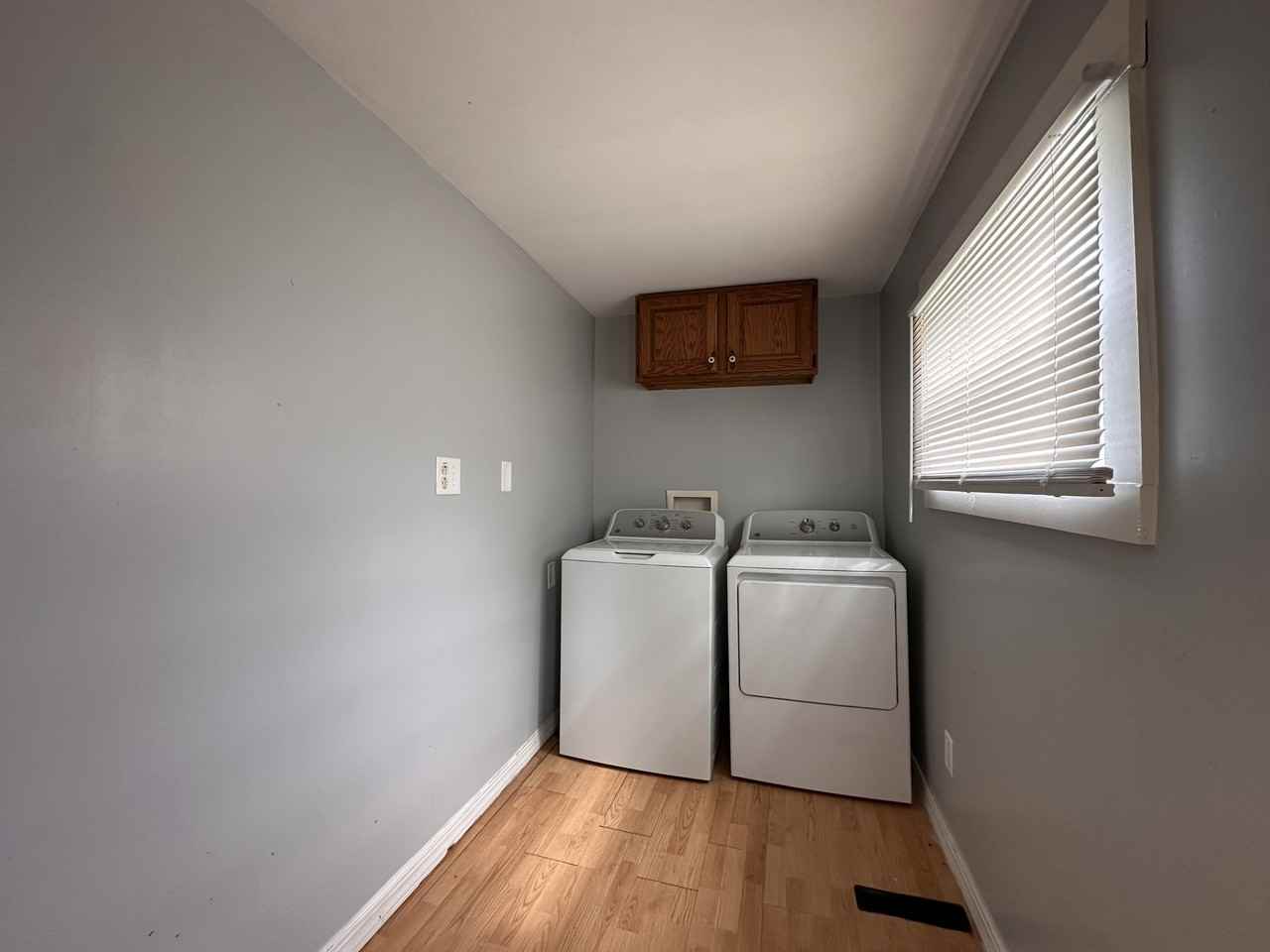 124 Sherman Ave #1 - Photo 4 of 9