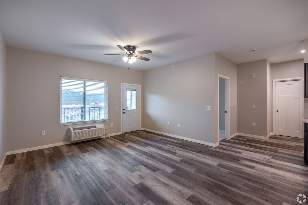 Northern Lights Apartments - Photo 6 of 50