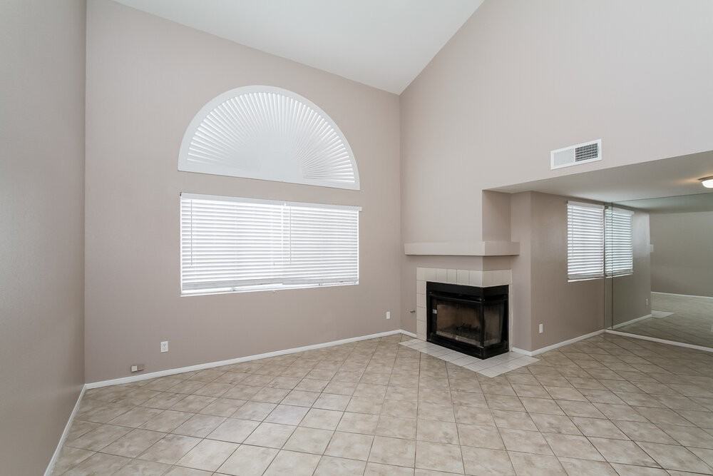 1605 Fig Palm Ct - Photo 3 of 15