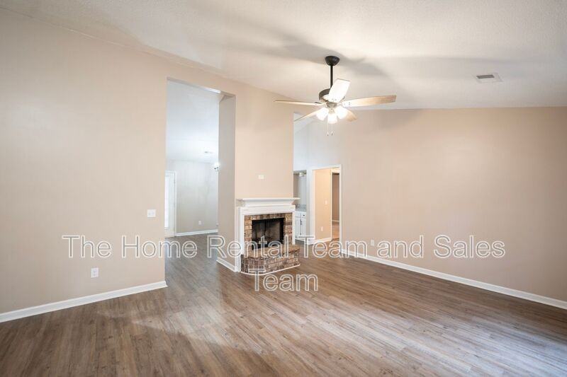 428 Floyd Cir - Photo 6 of 24