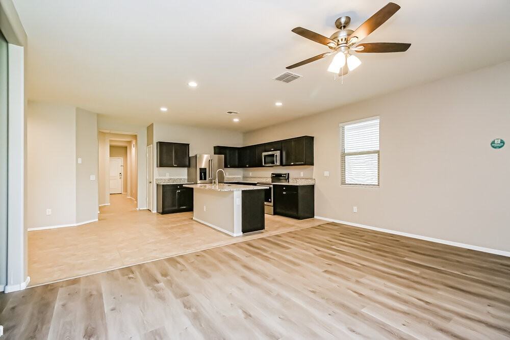 4832 E Rhodium Dr - Photo 4 of 19