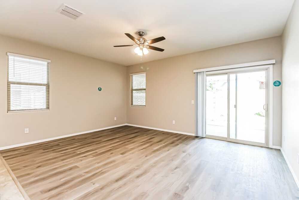 4832 E Rhodium Dr - Photo 7 of 19