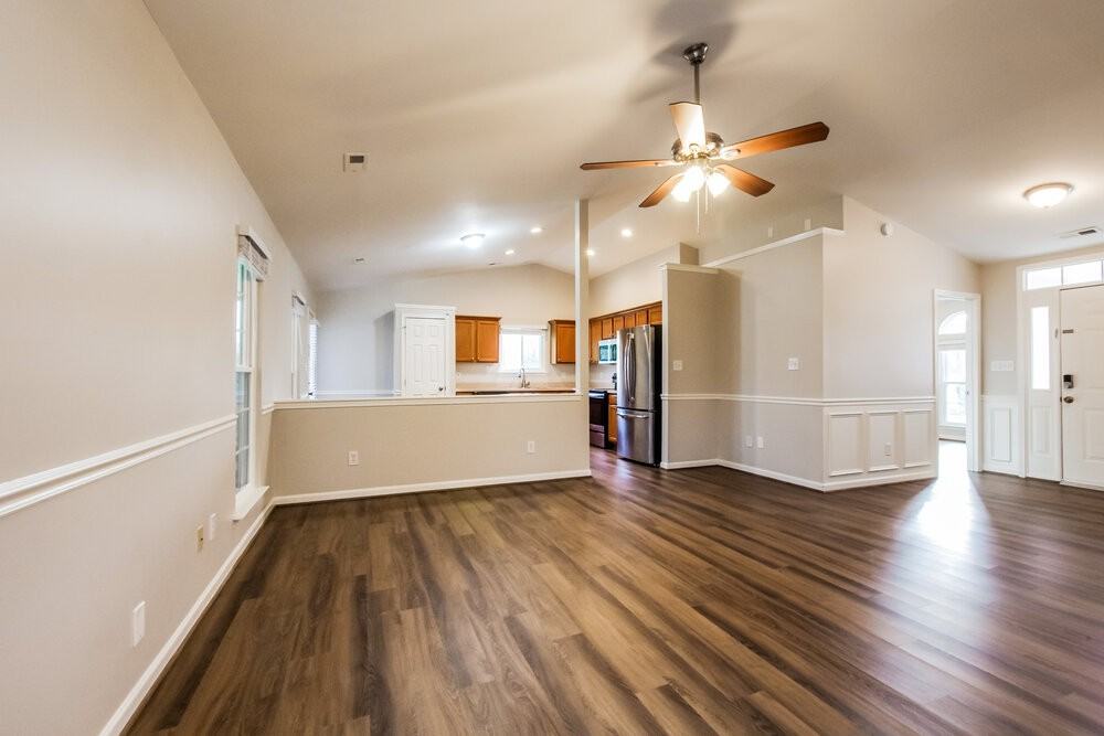4006 Quail Hollow Ct - Photo 4 of 15
