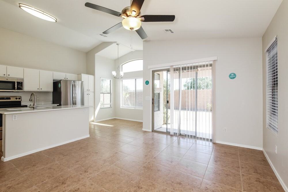 14758 N 148th Ave - Photo 5 of 16