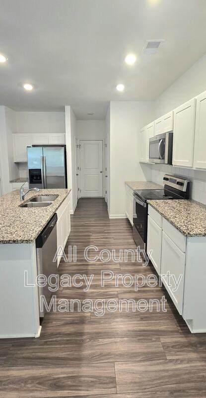2984 Ben Park Ln - Photo 2 of 9