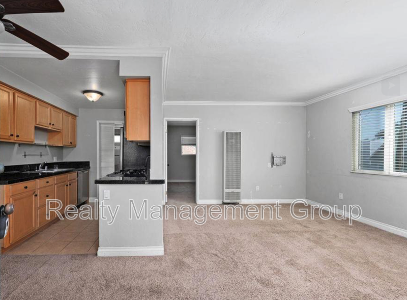 3932 9th Ave #18 - Photo 2 of 13