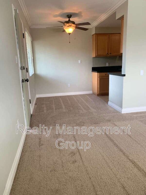 3932 9th Ave #18 - Photo 3 of 13