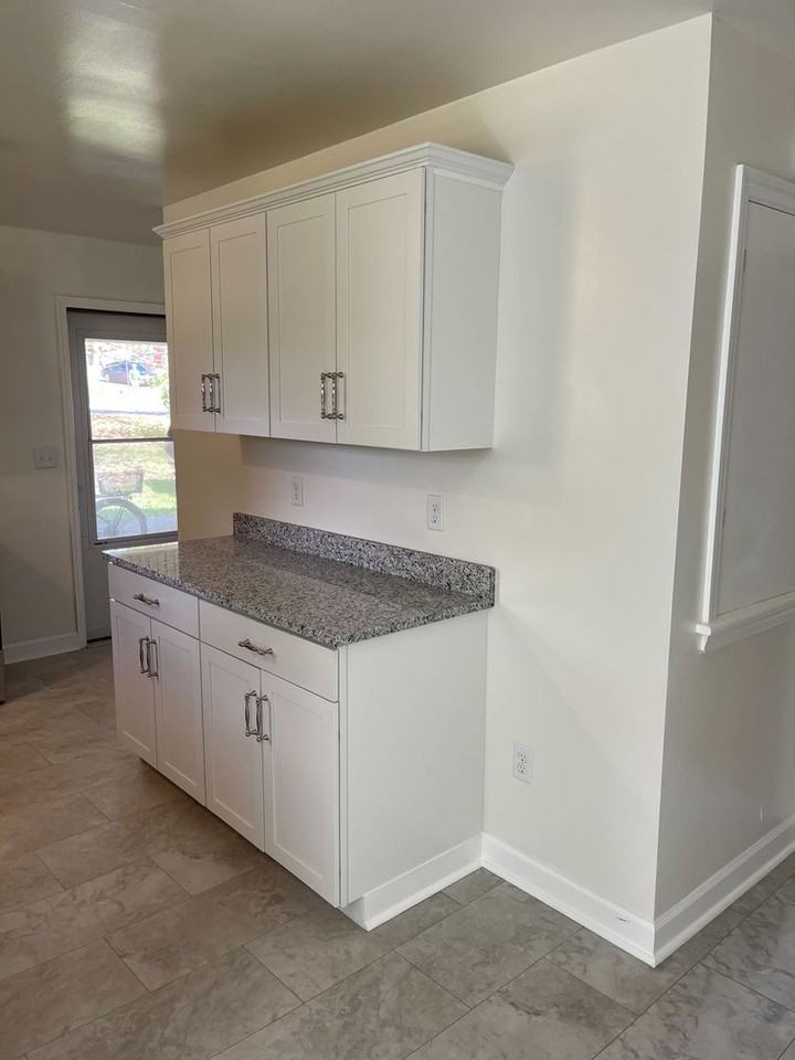 600 Broce Dr - Photo 2 of 23